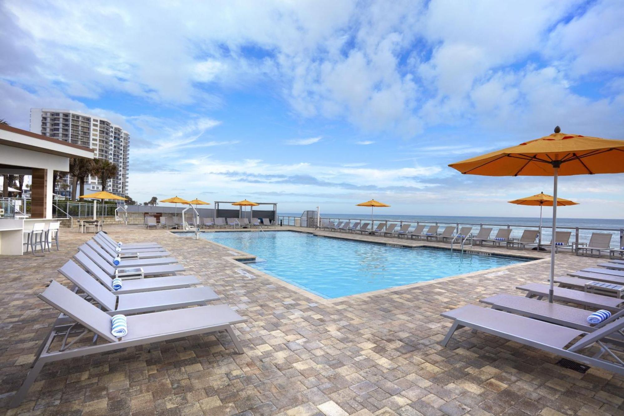 Delta Hotels By Marriott Daytona Beach Oceanfront מראה חיצוני תמונה