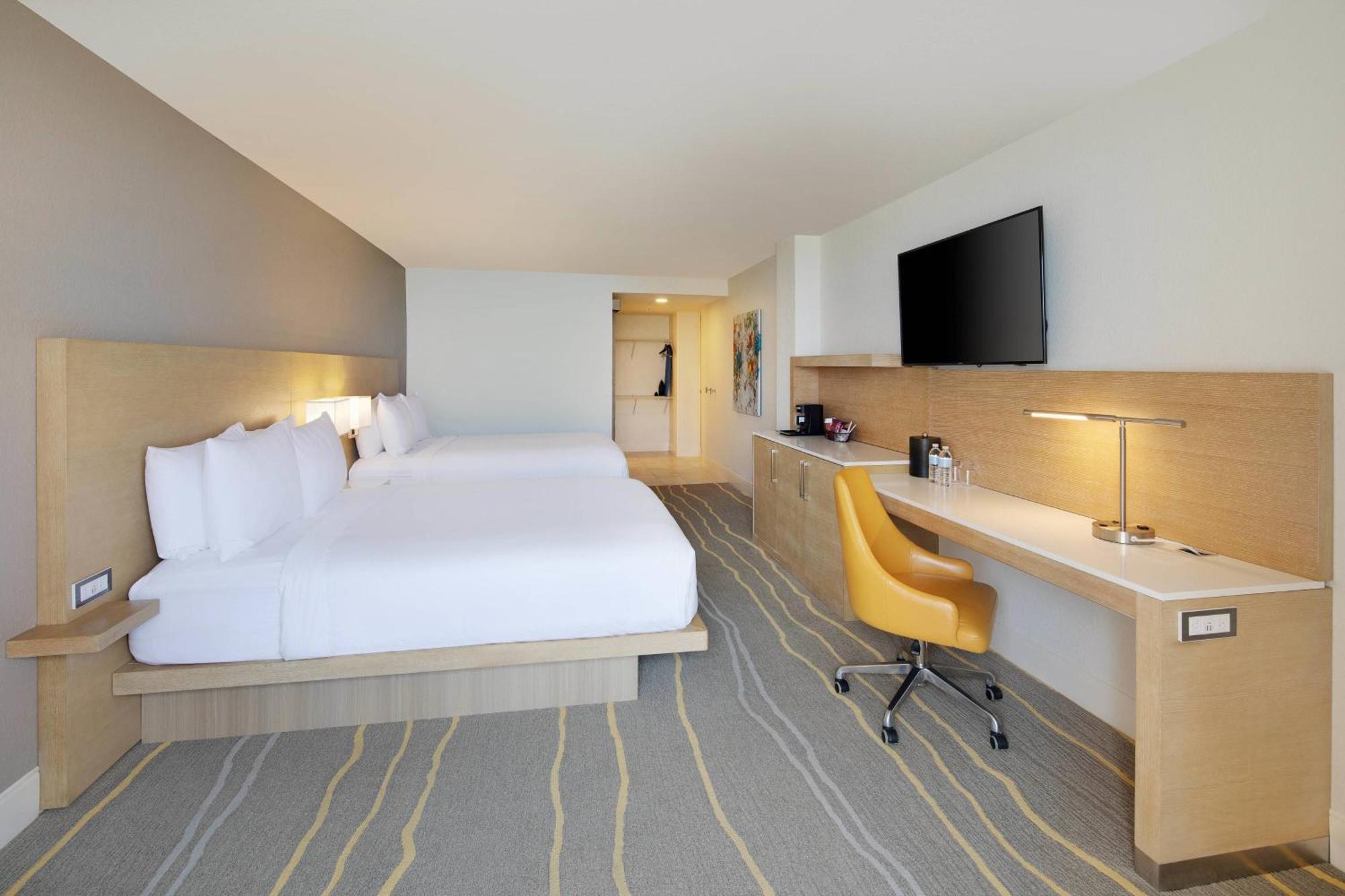 Delta Hotels By Marriott Daytona Beach Oceanfront מראה חיצוני תמונה