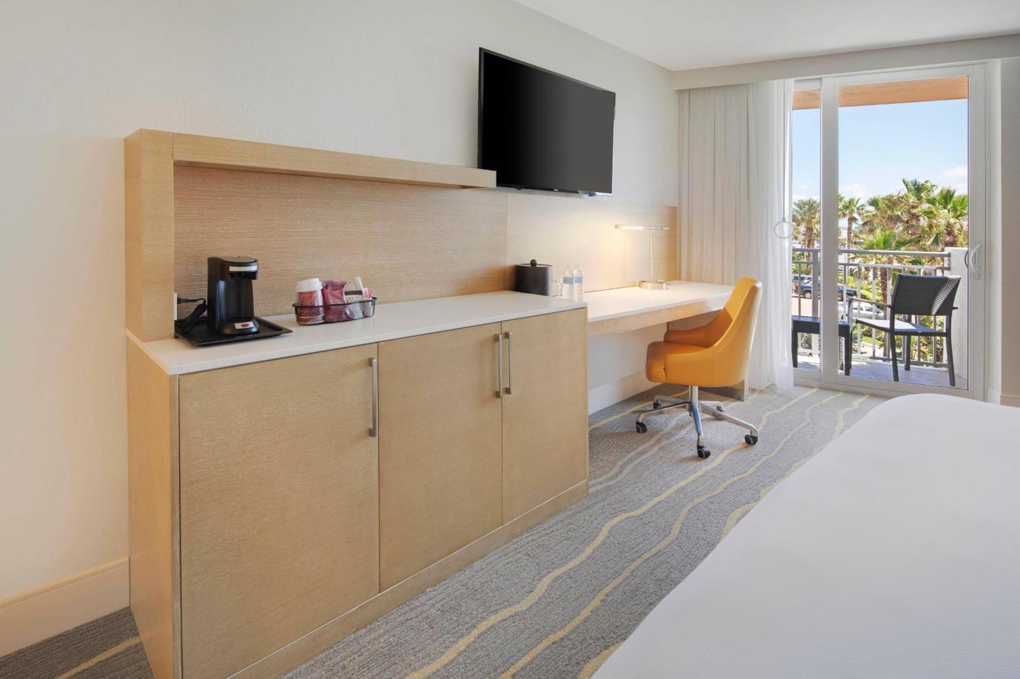 Delta Hotels By Marriott Daytona Beach Oceanfront מראה חיצוני תמונה
